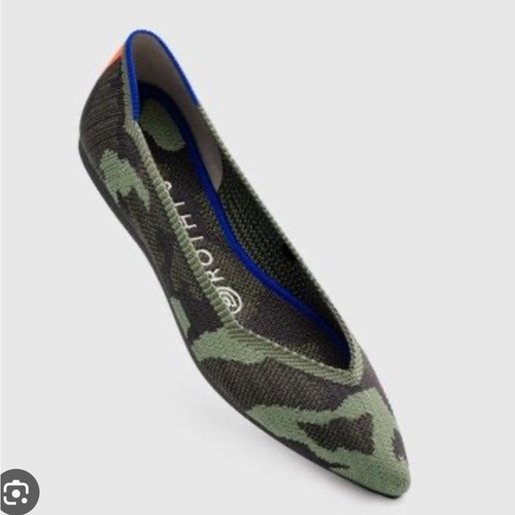 💚Rothy’s The Point Camo Flats💚 - Picture 9 of 15